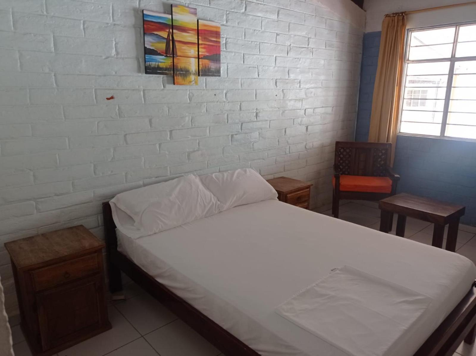 Palmira Beach Hotell Tonsupa Exteriör bild